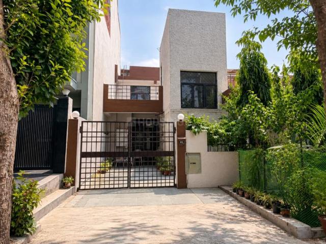4 BHK Independent House in Gamma I for resale Greater Noida. The reference number is 20808907
