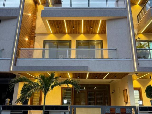 4 BHK Independent House in Gandhi Path West for resale Jaipur. The reference number is 20623879