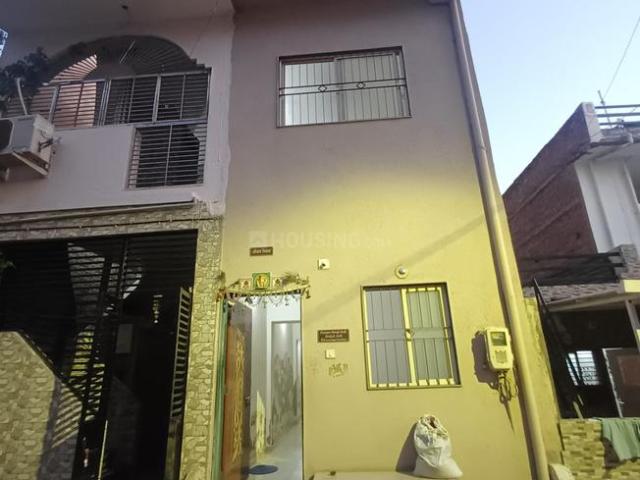 4 BHK Independent House in Ghatlodiya for resale Ahmedabad. The reference number is 20105144