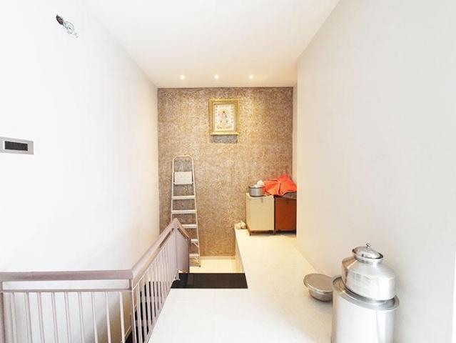 4 BHK Independent House in Ghatlodiya for resale Ahmedabad. The reference number is 20983083
