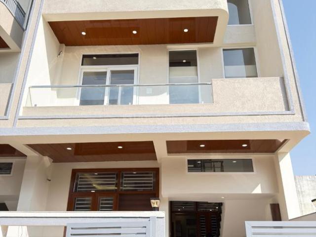 4 BHK Independent House in Gokulpura for resale Jaipur. The reference number is 20020909