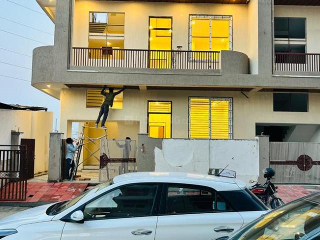 4 BHK Independent House in Gokulpura for resale Jaipur. The reference number is 20079799
