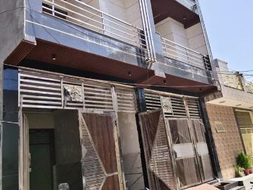 4 BHK Independent House in Govindpuram for resale Ghaziabad. The reference number is 19981437