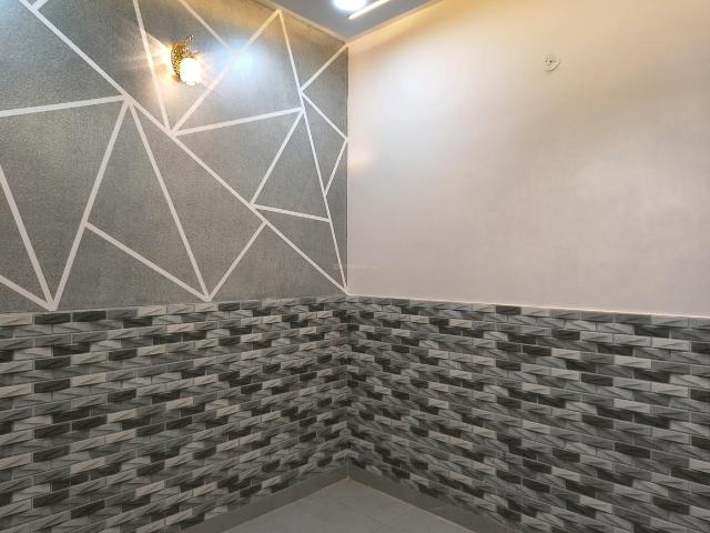 4 BHK Independent House in Govindpuram for resale Ghaziabad. The reference number is 21057694