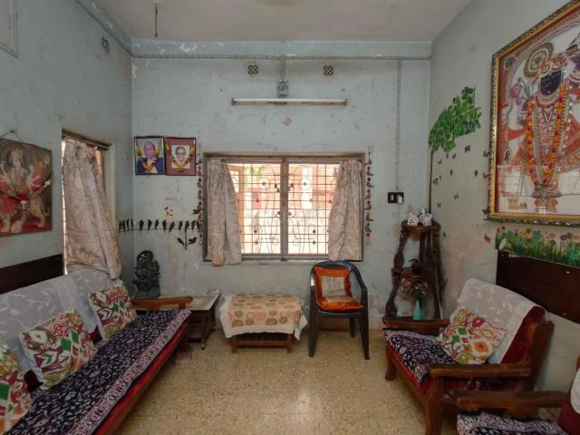4 BHK Independent House in Gulbai Tekra for resale Ahmedabad. The reference number is 20019336
