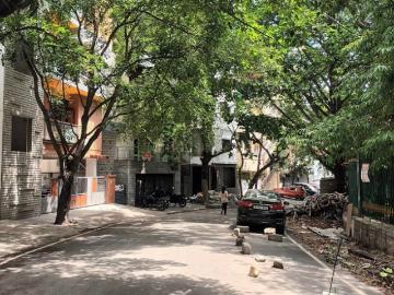 4 BHK Independent House in HSR Layout for resale Bengaluru. The reference number is 20556581
