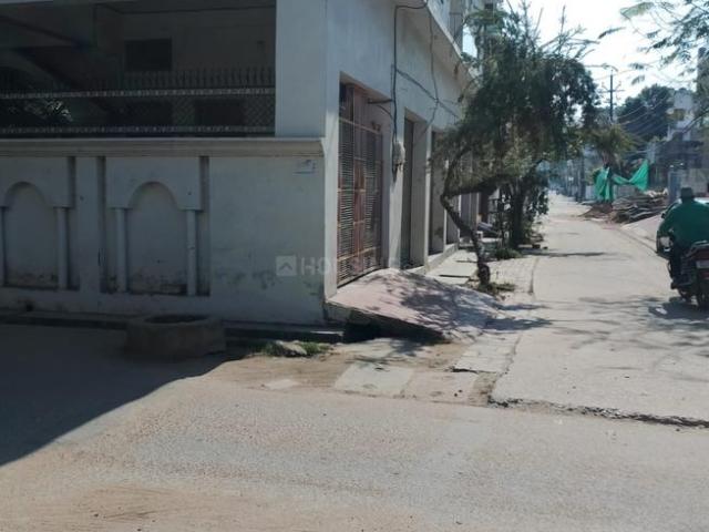 4 BHK Independent House in Indira Nagar for rent Lucknow. The reference number is 13853977