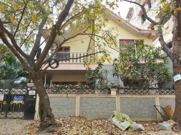 4 BHK Independent House in Indira Nagar for resale Bengaluru. The reference number is 19610344