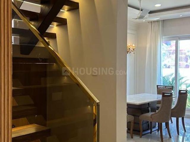 4 BHK Independent House in Injambakkam for resale Chennai. The reference number is 19787005