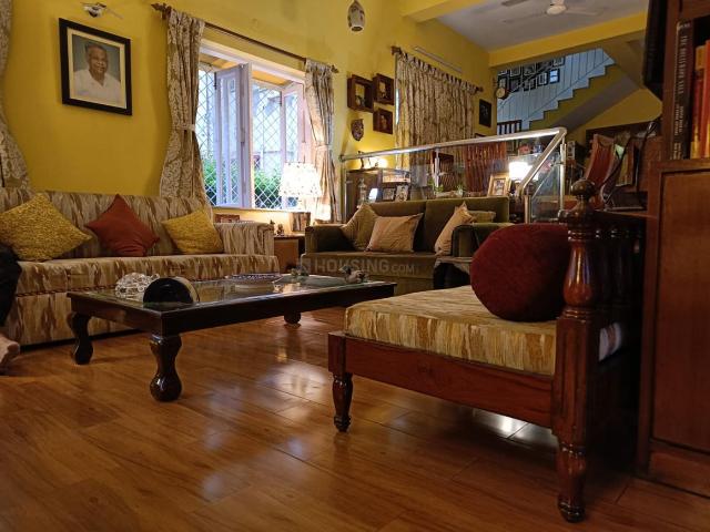 4 BHK Independent House in Jadavpur for resale Kolkata. The reference number is 20825847