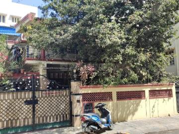 4 BHK Independent House in Jayanagar for resale Bengaluru. The reference number is 19570012