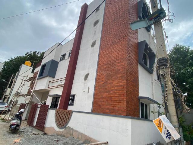 4 BHK Independent House in K R Puram for resale Bengaluru. The reference number is 20909074