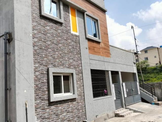 4 BHK Independent House in Kamaraj Colony for rent Hosur. The reference number is 14115976