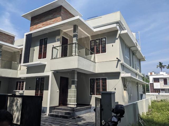 4 BHK Independent House in Kakkanad for rent Kochi. The reference number is 20897060