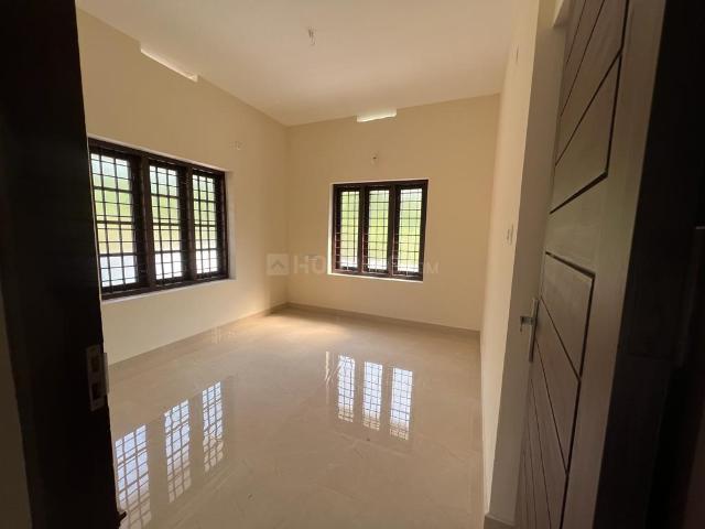 4 BHK Independent House in Kakkanad for rent Kochi. The reference number is 21141358