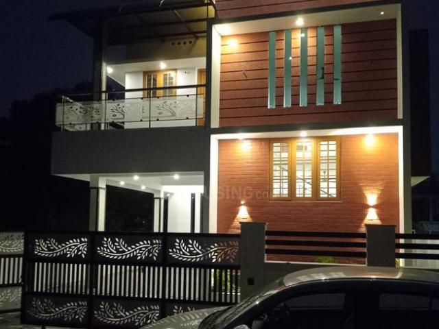 4 BHK Independent House in Kakkanad for resale Kochi. The reference number is 20173226