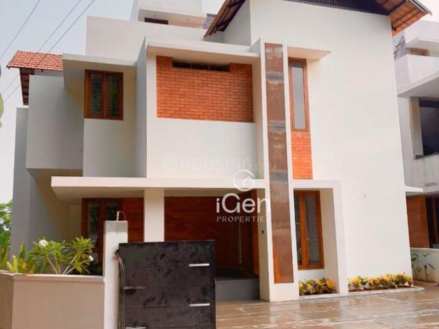 4 BHK Independent House in Kakkanad for resale Kochi. The reference number is 20242940