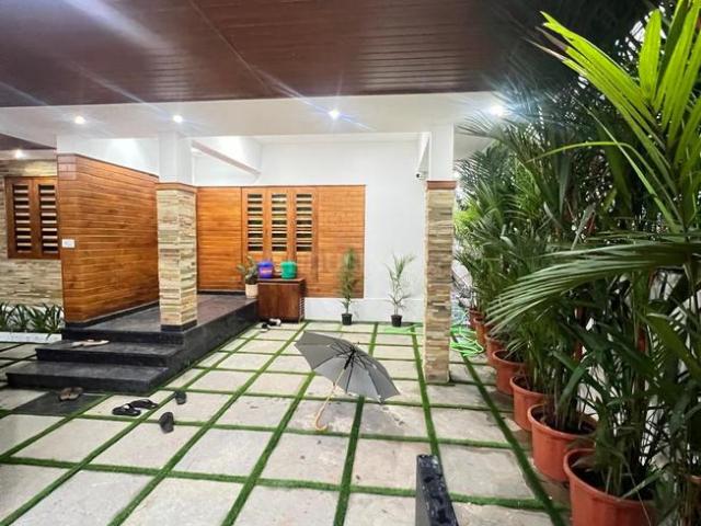 4 BHK Independent House in Kakkanad for resale Kochi. The reference number is 20578356