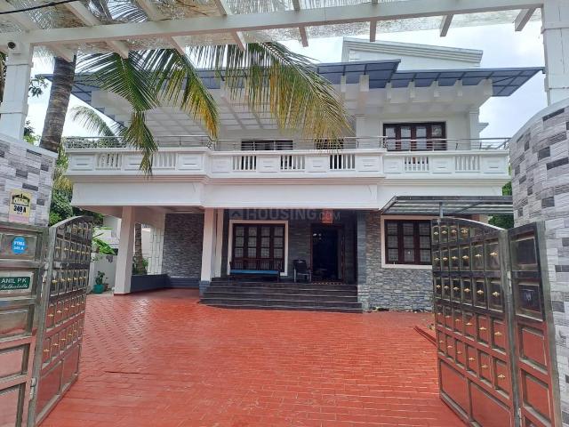 4 BHK Independent House in Kakkanad for resale Kochi. The reference number is 21087564