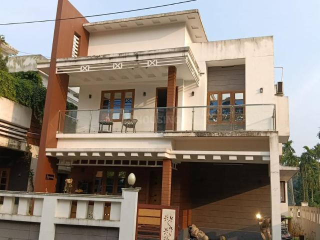 4 BHK Independent House in Kakkanad for resale Kochi. The reference number is 21307586