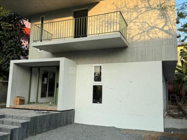4 BHK Independent House in Kalamassery for resale Kochi. The reference number is 19382846