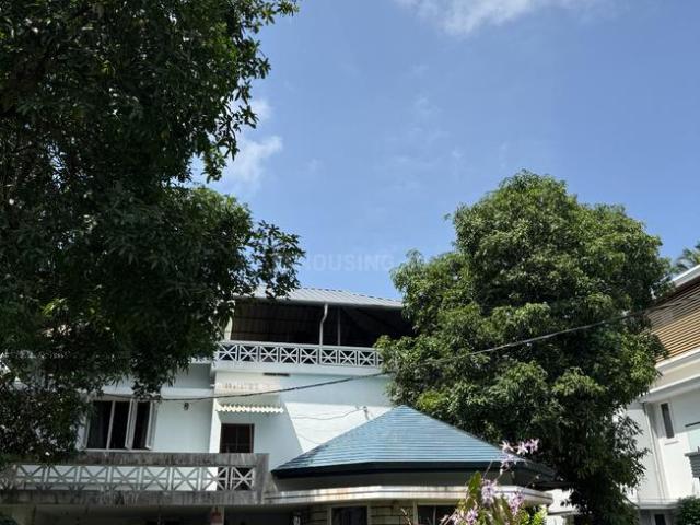 4 BHK Independent House in Kalamassery for resale Kochi. The reference number is 20709338
