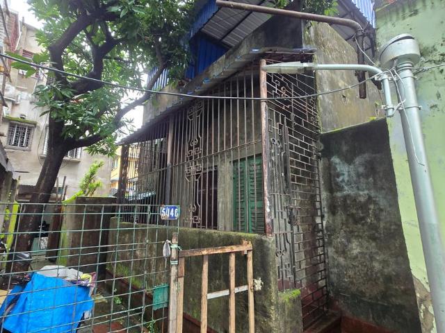 4 BHK Independent House in Kalighat for resale Kolkata. The reference number is 21022636