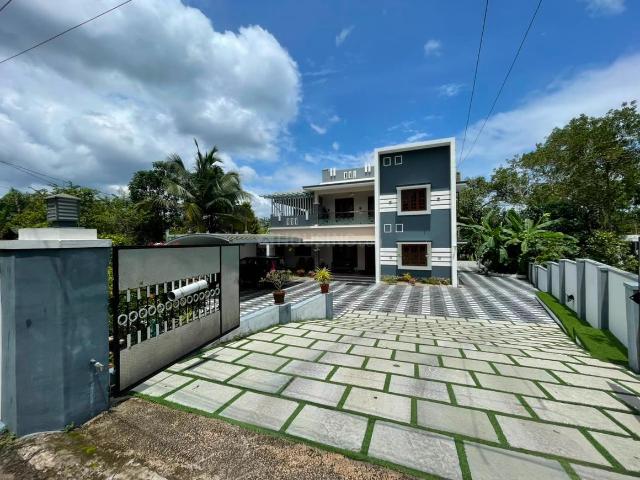 4 BHK Independent House in Karicode for resale Kochi. The reference number is 20604877