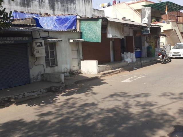 4 BHK Independent House in Khokhra for resale Ahmedabad. The reference number is 10512051