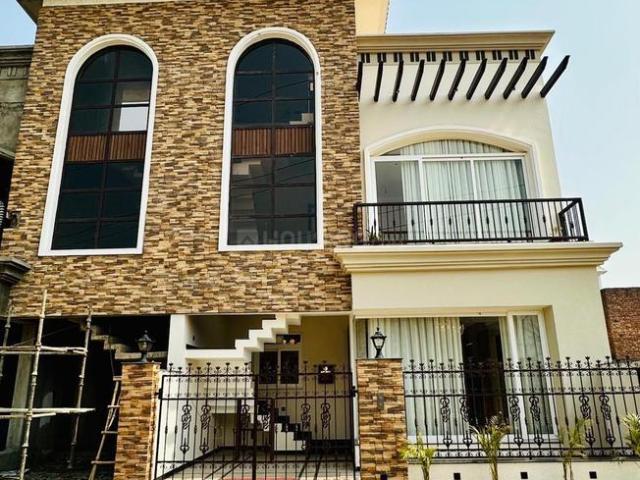 4 BHK Independent House in Kharar for resale Mohali. The reference number is 20403794