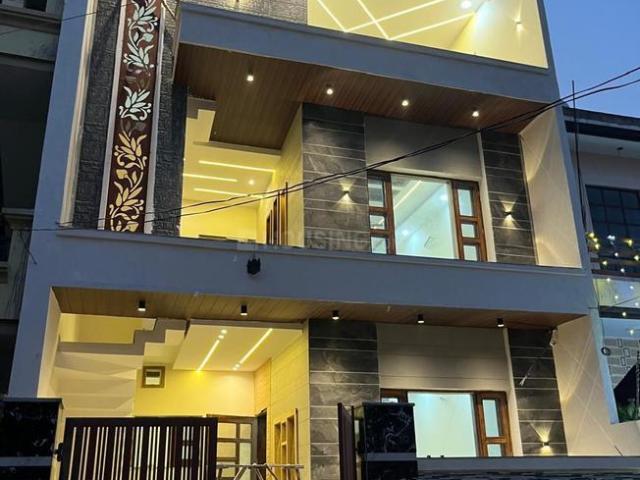 4 BHK Independent House in Kharar for resale Mohali. The reference number is 20937605
