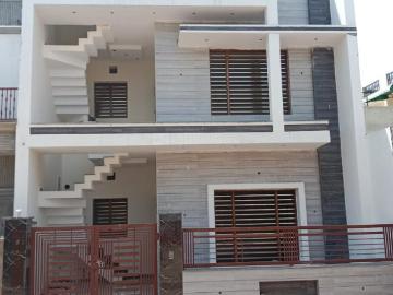 4 BHK Independent House in Kharar for resale Mohali. The reference number is 20075353