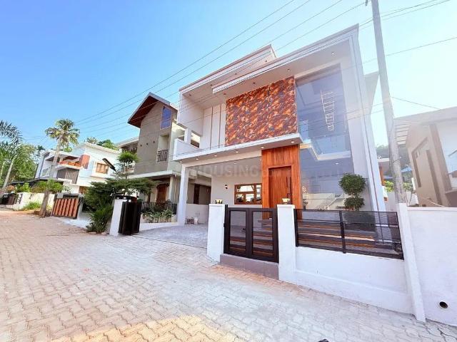 4 BHK Independent House in Kizhakkambalam for resale Kochi. The reference number is 19688362