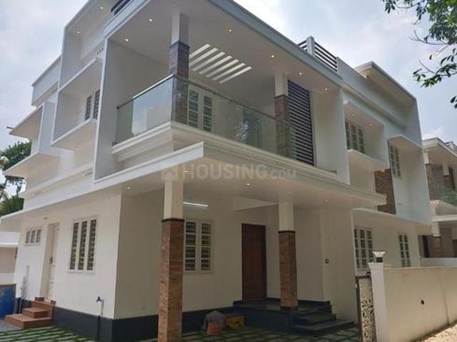 4 BHK Independent House in Kizhakkambalam for resale Kochi. The reference number is 20037393