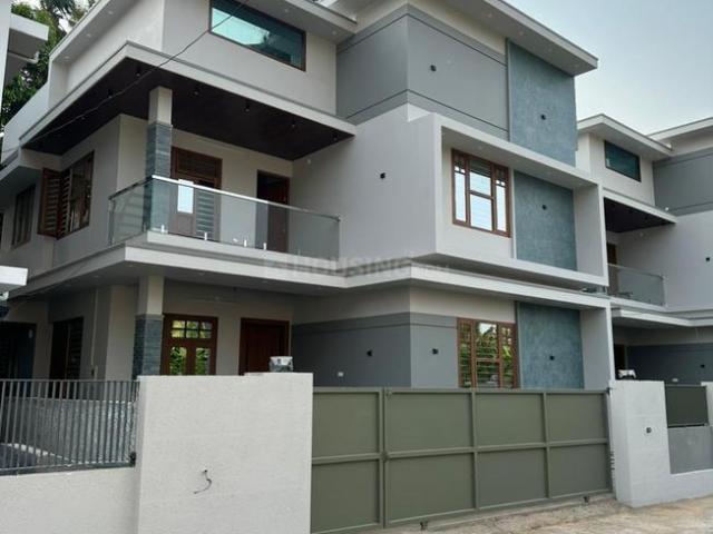 4 BHK Independent House in Kizhakkambalam for resale Kochi. The reference number is 20183635