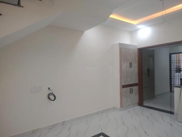 4 BHK Independent House in Kolapakkam for resale Chennai. The reference number is 18647427