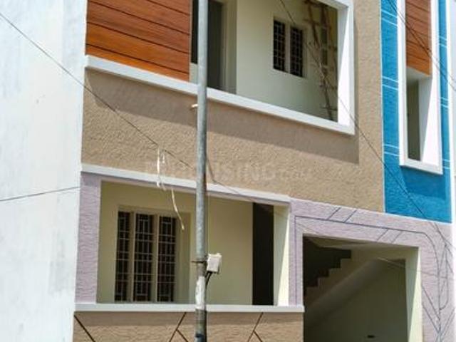 4 BHK Independent House in Kolathur for resale Chennai. The reference number is 21062961