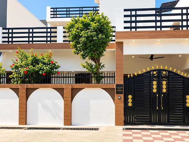 4 BHK Independent House in Krishna Nagar for rent Lucknow. The reference number is 21352222