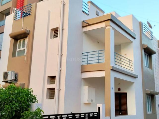 4 BHK Independent House in Kudasan for rent Gandhinagar. The reference number is 20513667