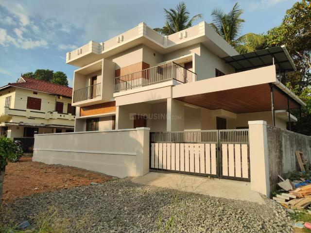 4 BHK Independent House in Kuzhivelippady for rent Kochi. The reference number is 20589761