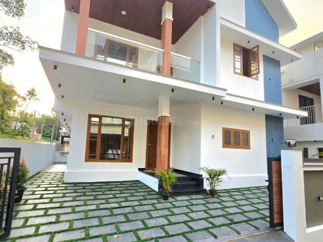 4 BHK Independent House in Kuzhivelippady for resale Kochi. The reference number is 21069035