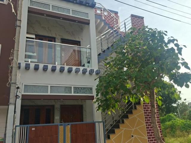 4 BHK Independent House in Lalitaddripura for resale Mysore. The reference number is 21109959