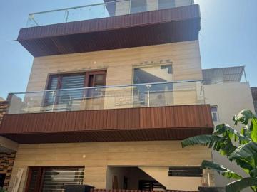 4 BHK Independent House in Lohgarh for resale Zirakpur. The reference number is 20374430