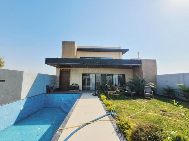 4 BHK Independent House in Manglia for resale Indore. The reference number is 20285567