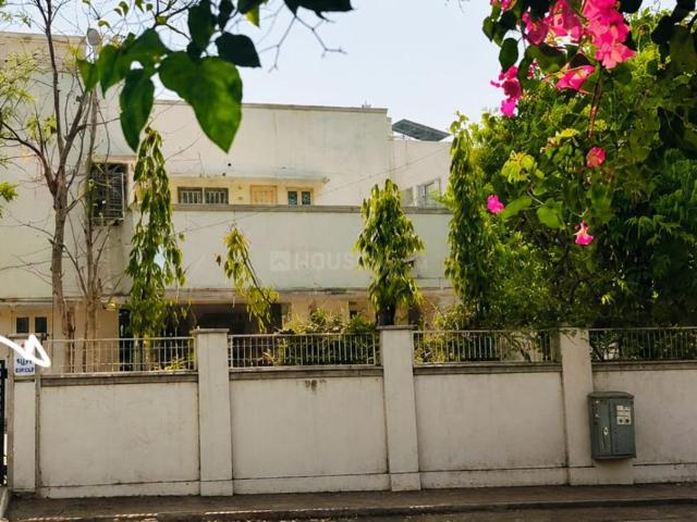 4 BHK Independent House in Maninagar for resale Ahmedabad. The reference number is 20307228