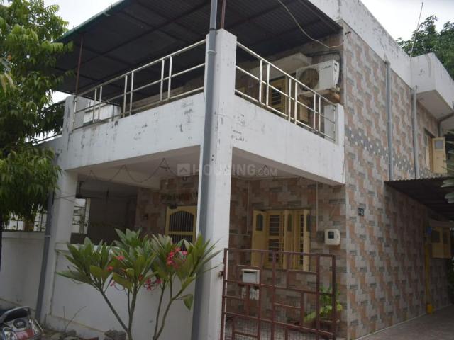 4 BHK Independent House in Manjalpur for resale Vadodara. The reference number is 20021039