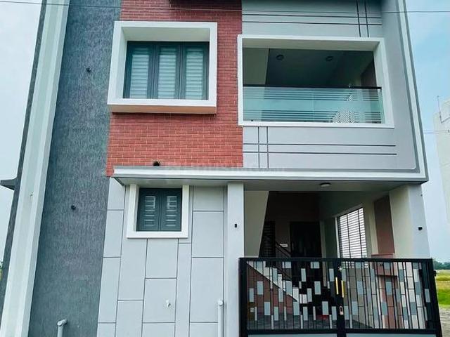4 BHK Independent House in Madhavaram Milk Colony for resale Chennai. The reference number is 21043796