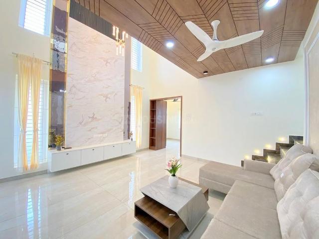 4 BHK Independent House in Madhavaram for resale Chennai. The reference number is 19972852