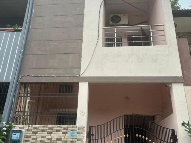 4 BHK Independent House in Mahaveer Nagar for rent Raipur. The reference number is 20912303