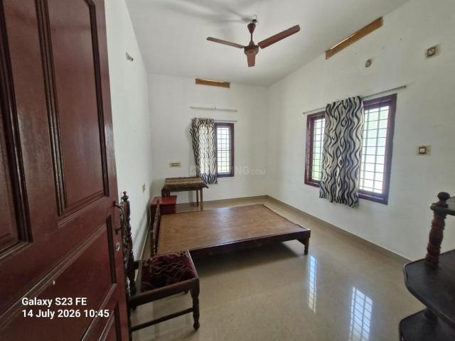 4 BHK Independent House in Maradu for rent Kochi. The reference number is 20695047